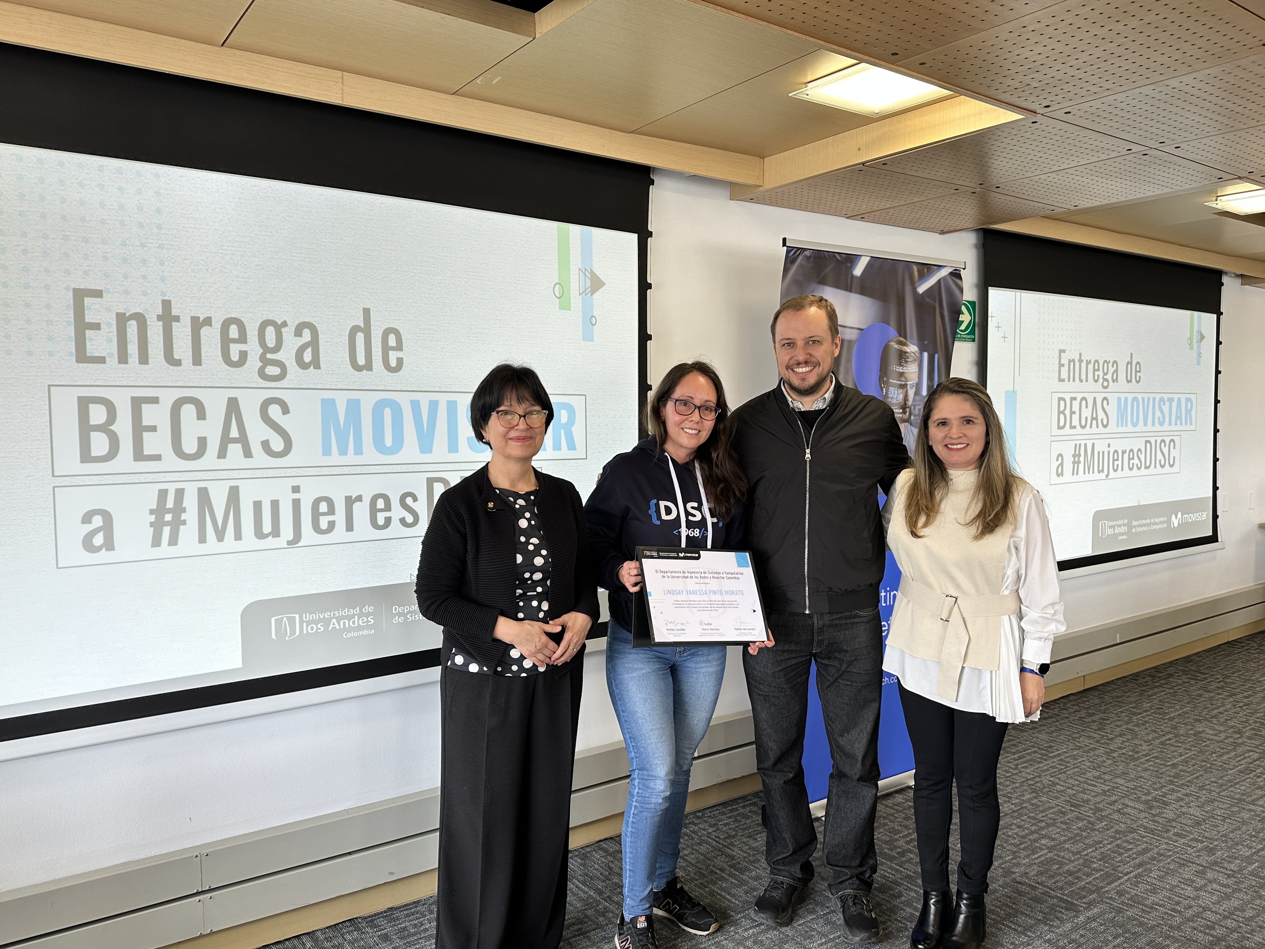 Movistar impulsan el talento TECH femenino en Uniandes